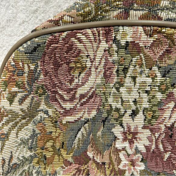 Jaguar JC Penneys vintage floral tapestry travel toiletry/makeup zip up bag - Picture 2 of 10